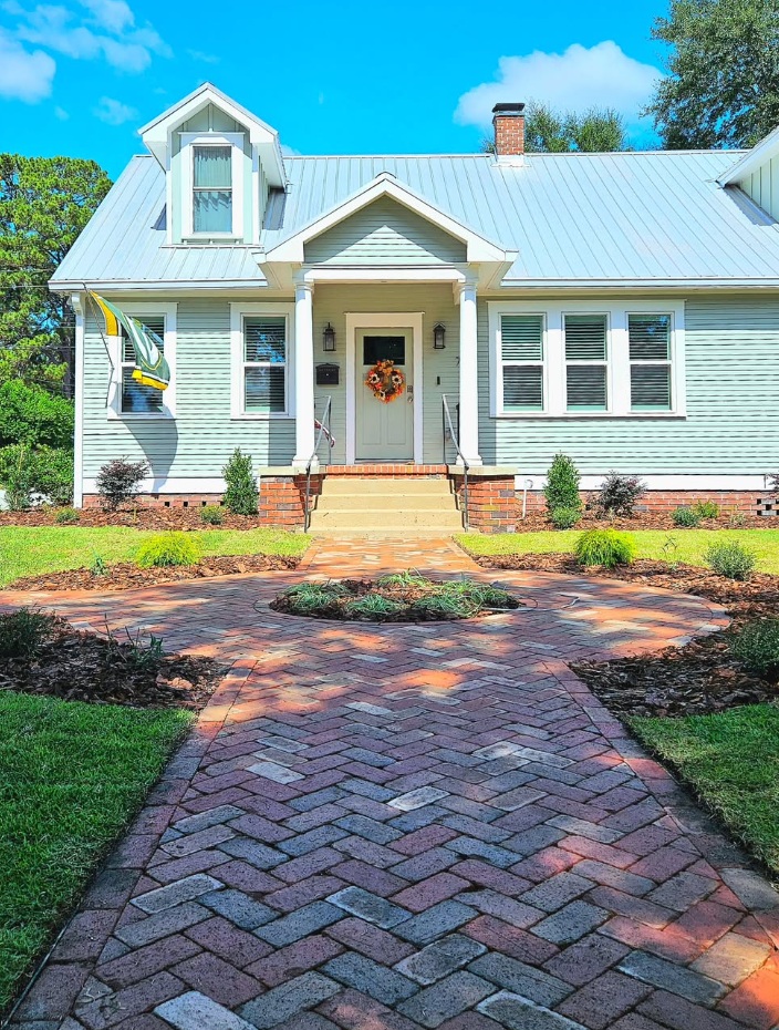 Columbus Dr. Curb Appeal